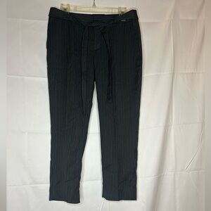 Banana Republic Size 8Petite Black Ankle Cropped Pants